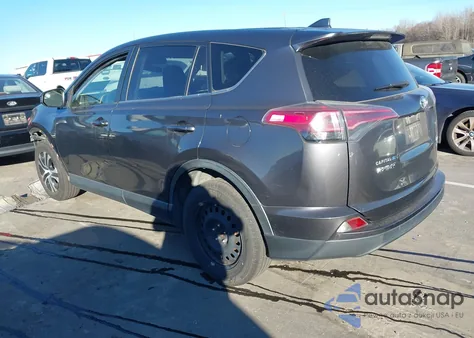 2017 Toyota Rav4 Le z USA, uszkodzony, nr VIN JTMBFREVXHJ713283